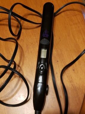 Black Digital Hair Straightener Flat Iron